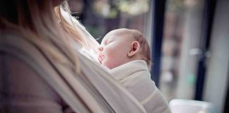 Mamma allatta neonato e si addormenta. Bimbo muore in ospedale