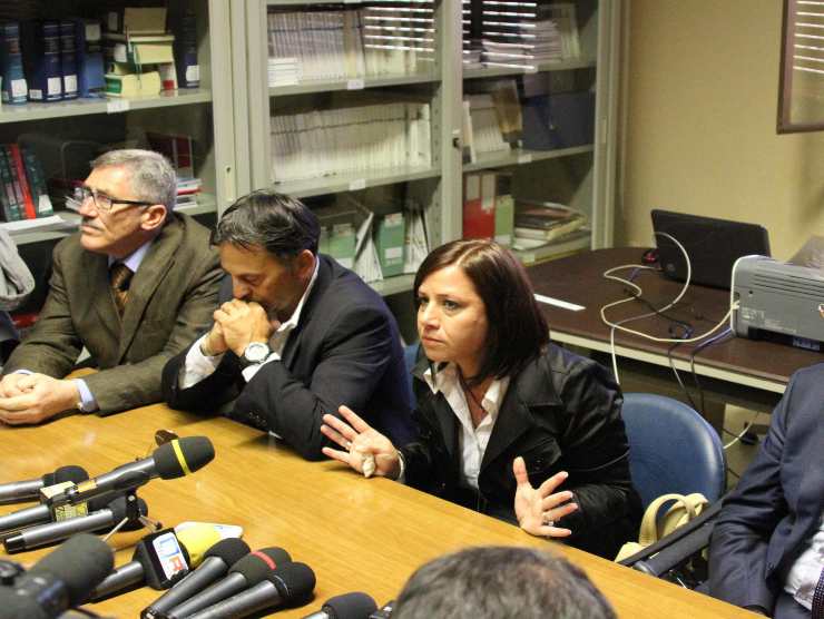 Piera Maggio riceve la tessera sanitaria della figlia scomparsa Denise Pipitone 