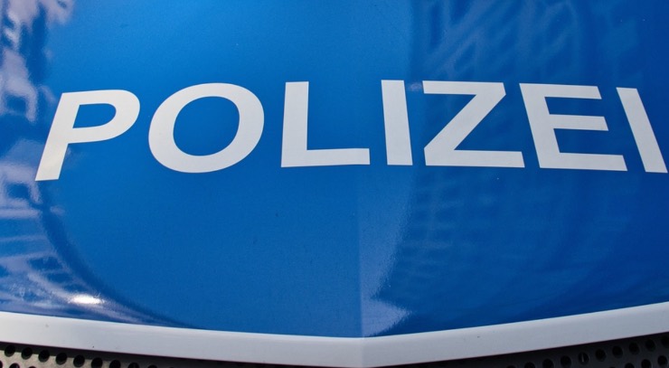 Germania polizia operazione contro sospetti attentatori