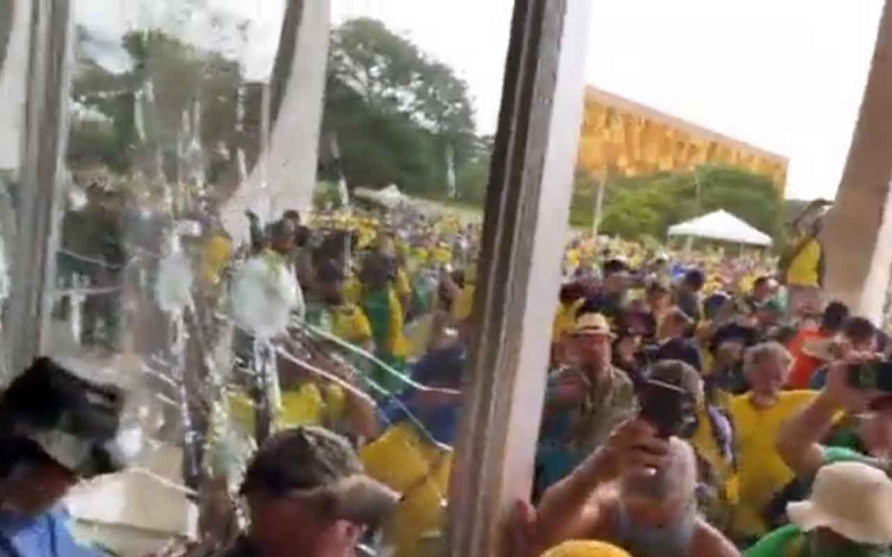 Brasile violenza protesta 
