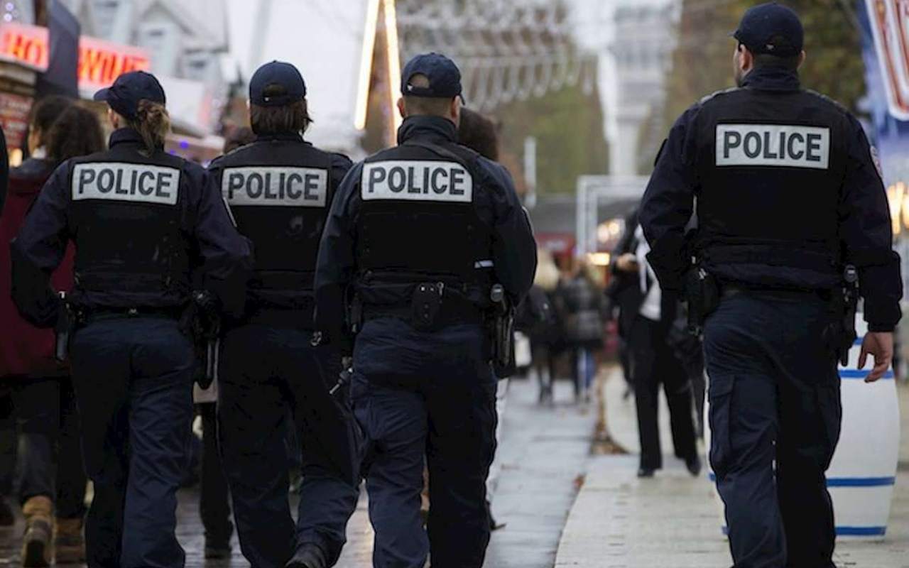 Gare du Nord, uomo accoltella diverse persone