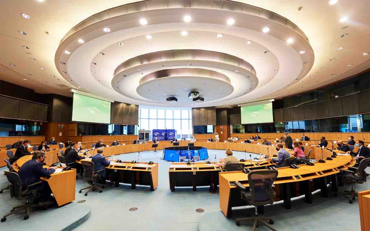 Parlamento Europeo risoluzione