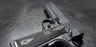 Bambina uccide sorellina con un colpi di pistola