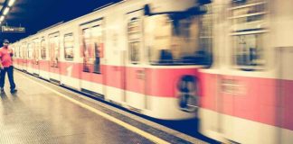 Borseggiatrice metropolitana Milano
