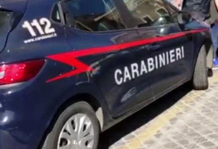 Aggressione Pomigliano d'Arco carabinieri