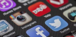 Instagram e Facebook senza musica
