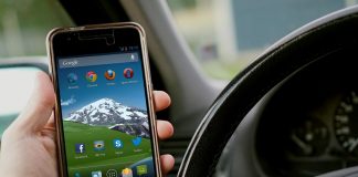 Cellulare alla guida