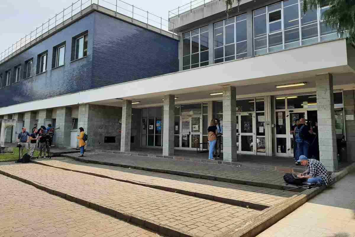 Alessandrini Milano istituto aggressione 