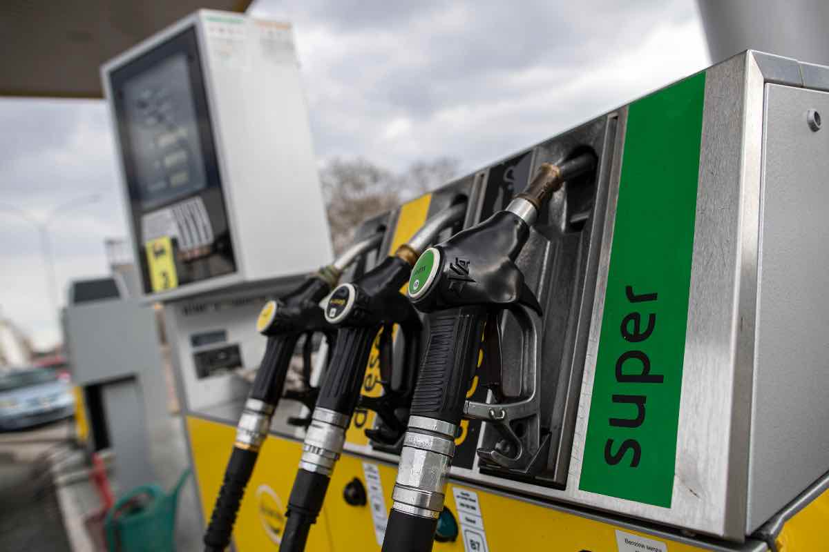 Carburanti prezzi diesel benzina