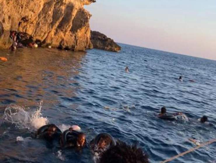 Lampedusa migranti