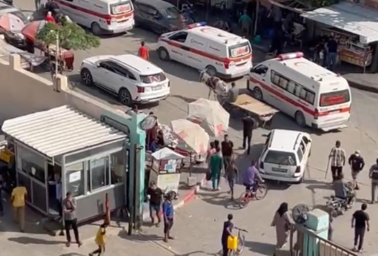 Ambulanze Gaza valico di Rafah