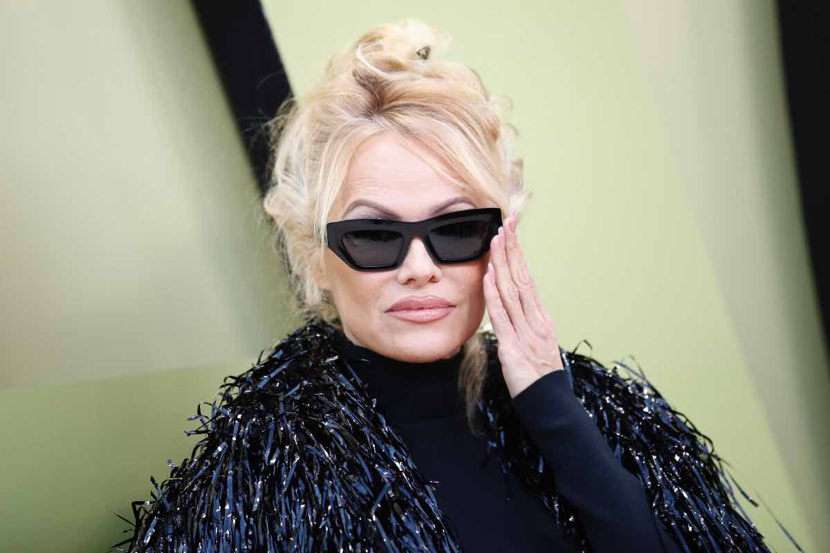Pamela Anderson senza trucco