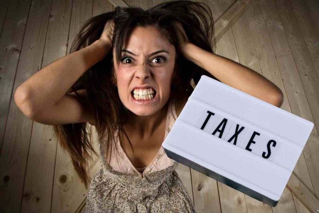 donna arrabbiata tasse