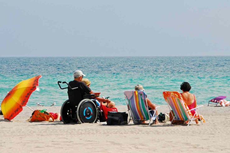 Persone al mare