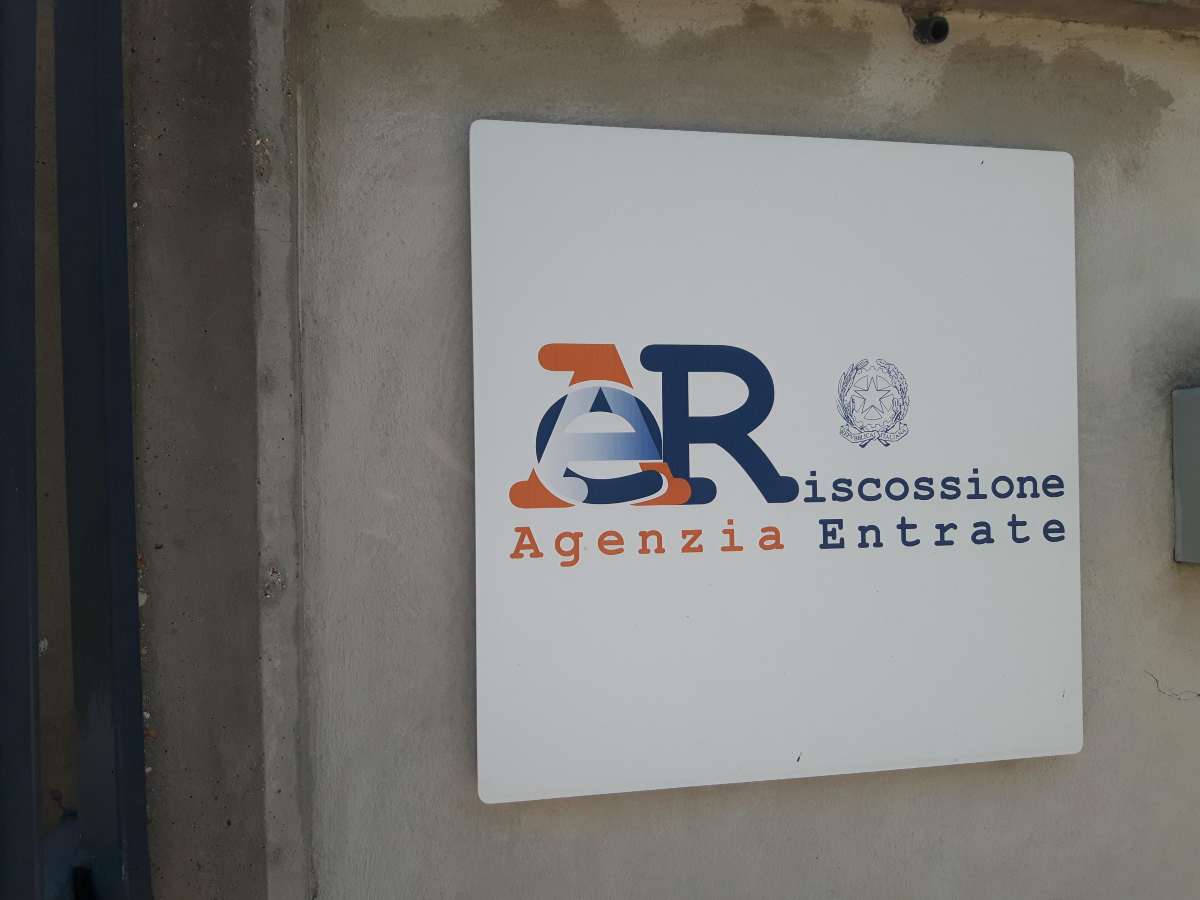 L'esterno della sede centrale dell'Agenzia delle Entrate di Roma
