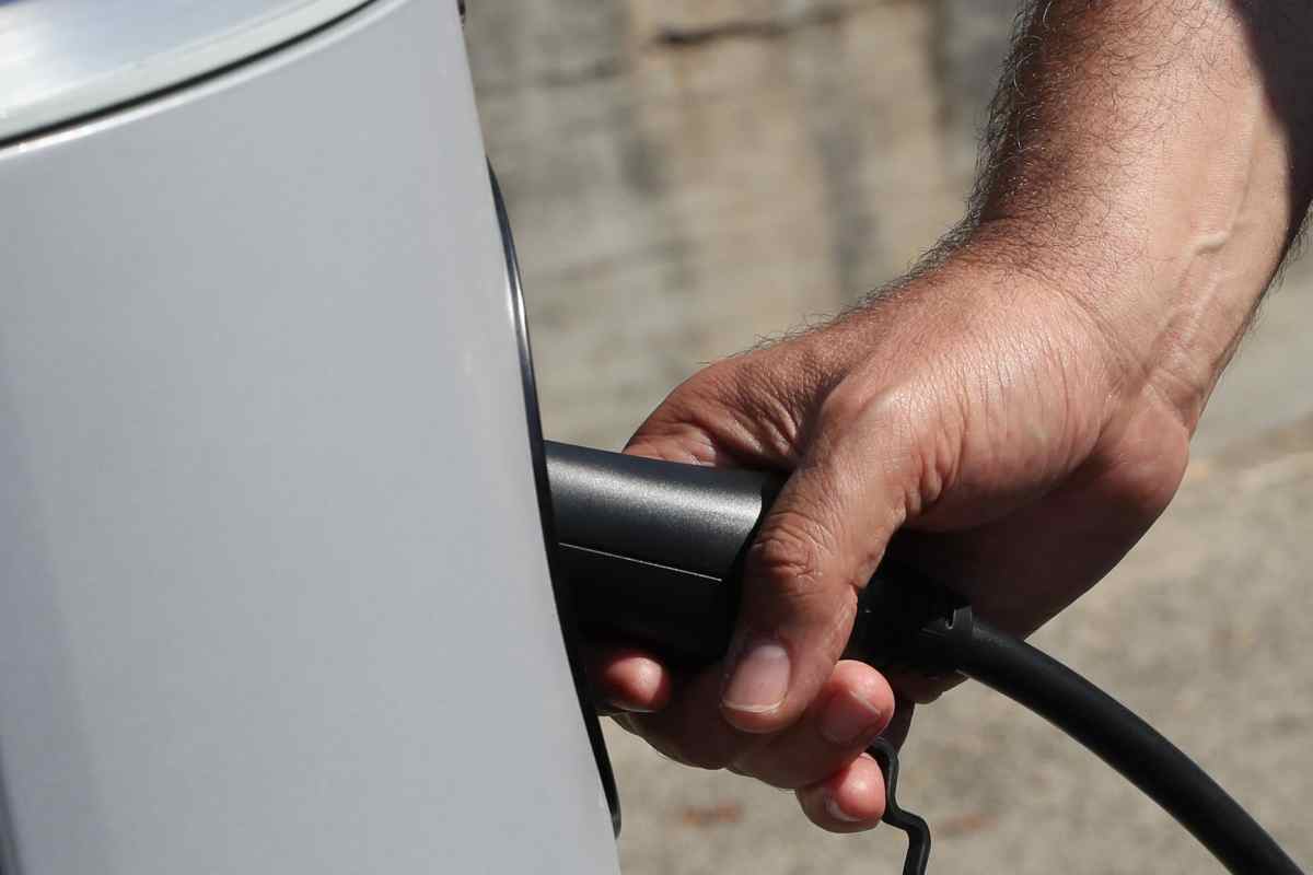 Ricarica elettrica auto
