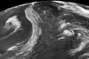 Ciclone che minaccia il bacino Mediterraneo