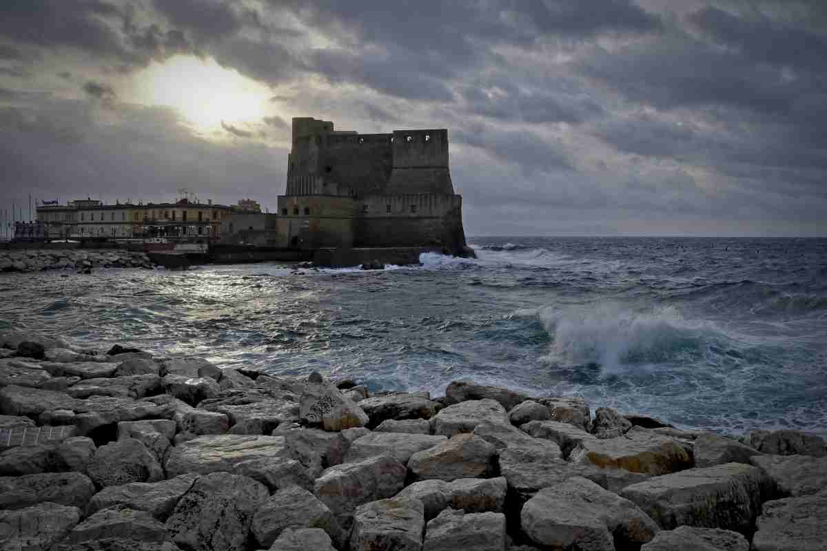Maltempo a Napoli
