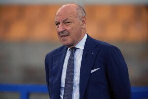 Beppe Marotta con uno sguardo perplesso