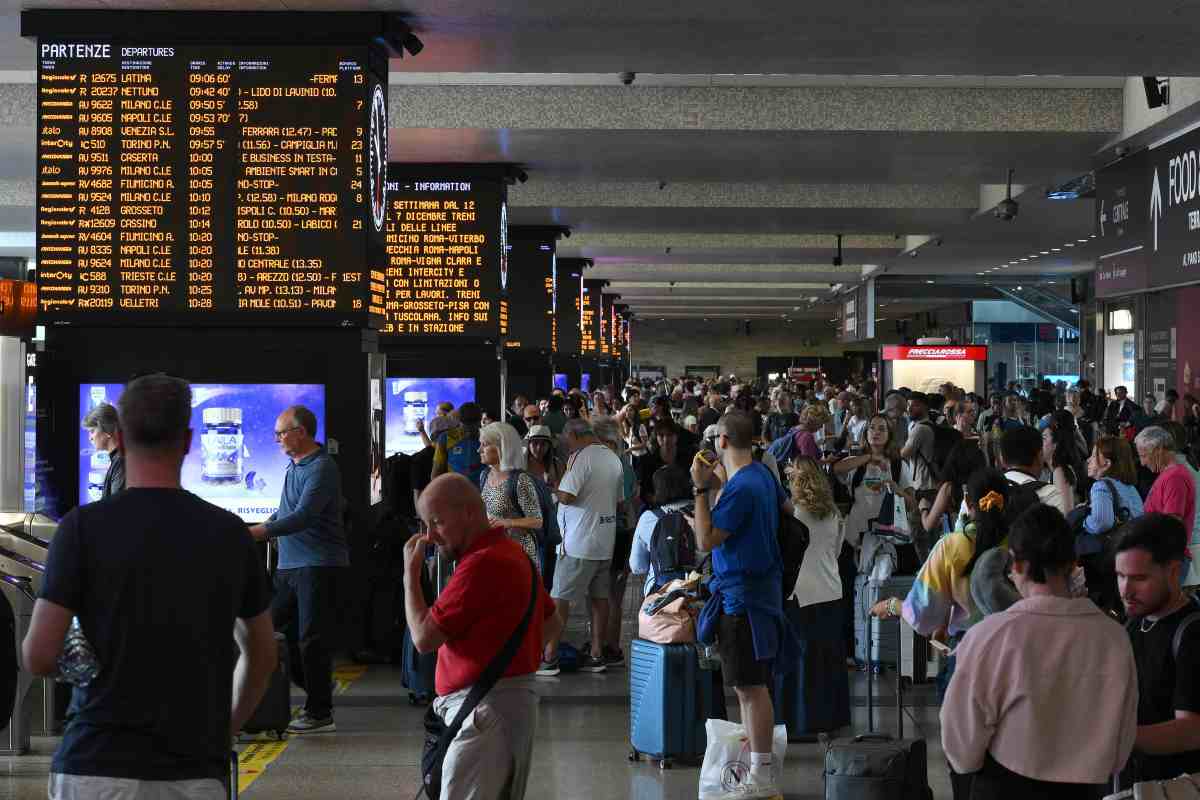 Sciopero dei treni, disagi in stazione
