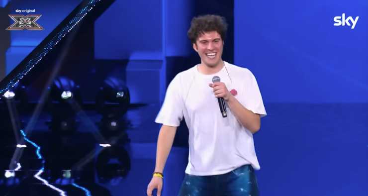 ragazzo sorridente