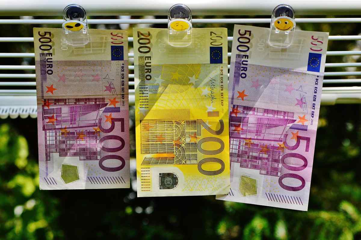 banconate da 200 e 500 euro